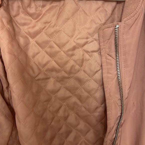 Stradivarius small pink bomber jacket - Picture 4 of 4
